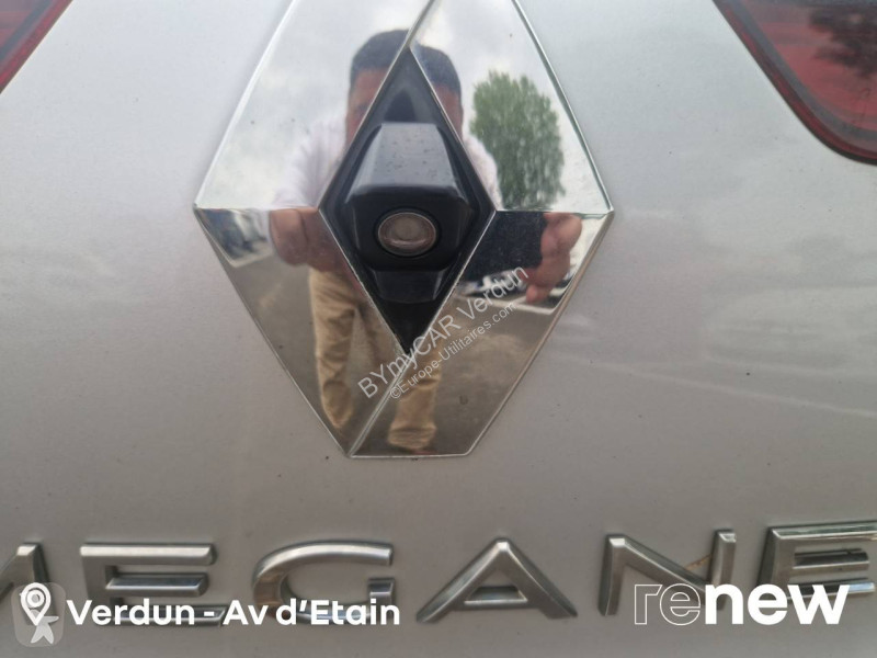 Užitkové vozidlo Renault Mégane IV Berline TCe...
