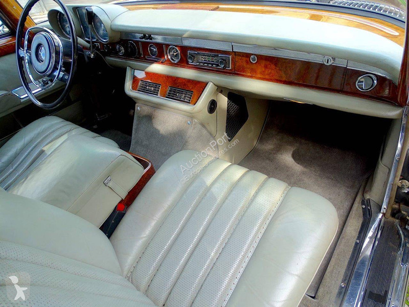 Furgoneta Mercedes  (W100) _ 600 Pullman