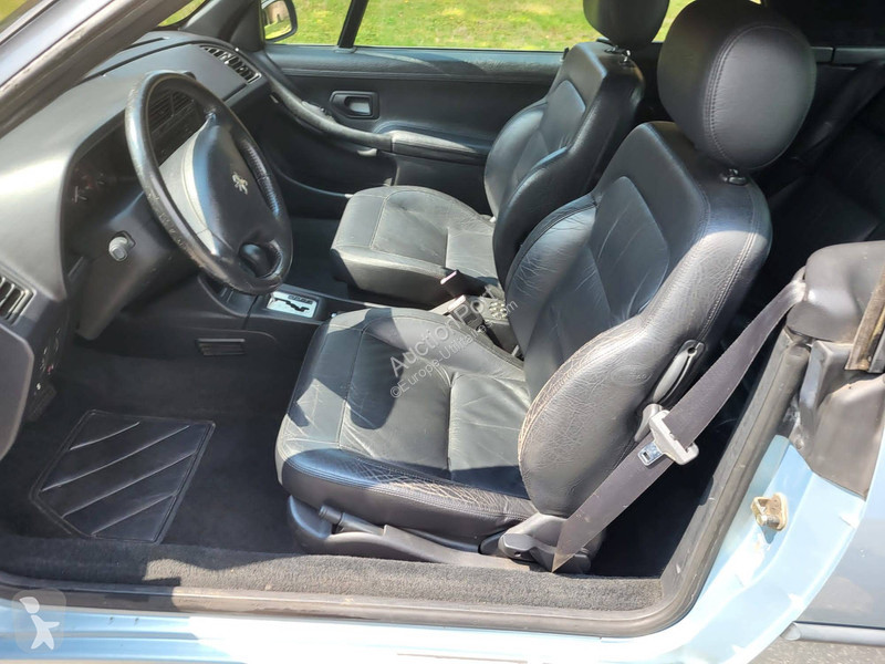 Véhicule utilitaire Peugeot Cabriolet 1.6...