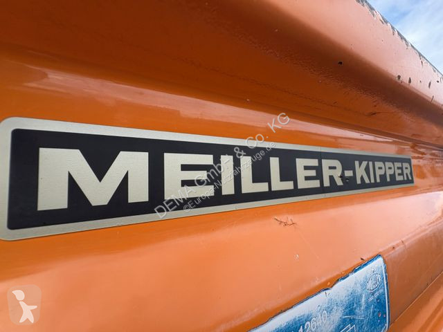 Véhicule utilitaire Iveco...