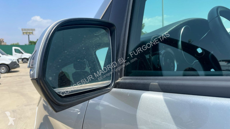 Užitkové vozidlo Mercedes 250 d Clase V Largo