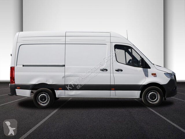 Autoutilitară Mercedes 317 CDI...