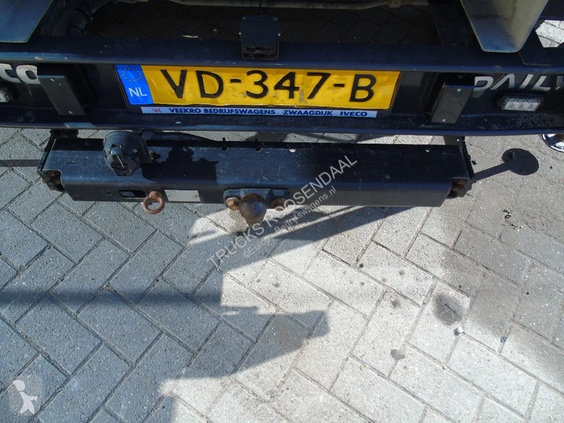 Véhicule utilitaire Iveco 35S15 + amcoveba 602...