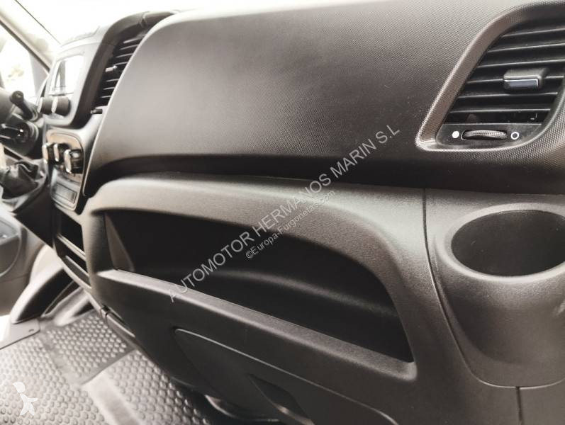 Furgoneta Iveco