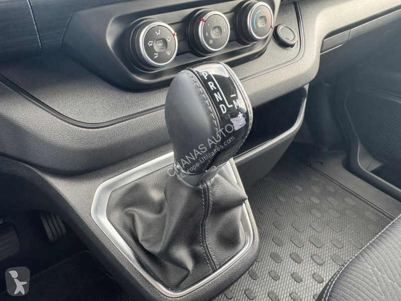 عربة نفعية Renault 2.0 BLUE DCI 150 EDC