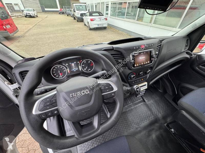 Samochód dostawczy Iveco