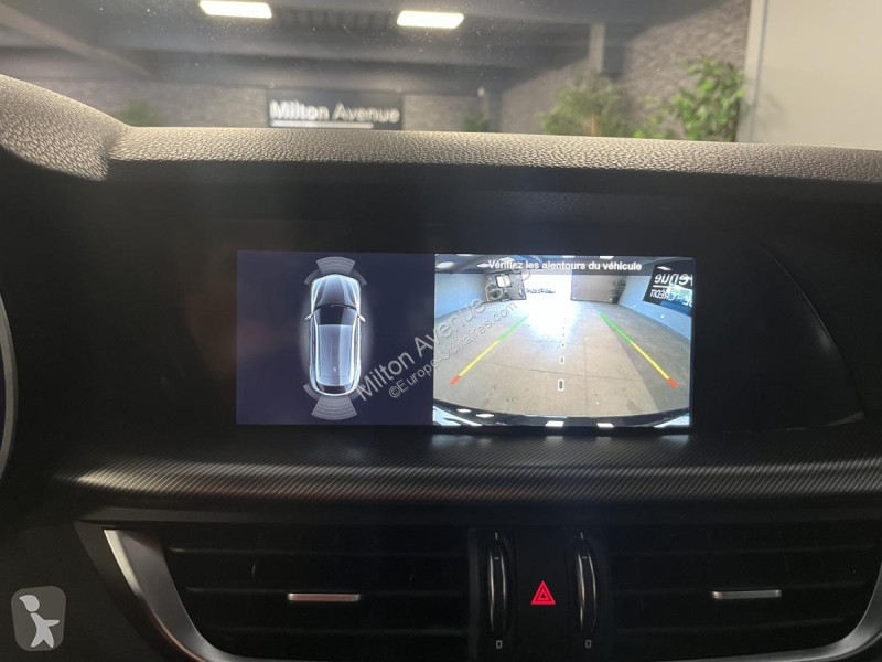 Samochód dostawczy Alfa-Roméo STELVIO 2.2 D -...