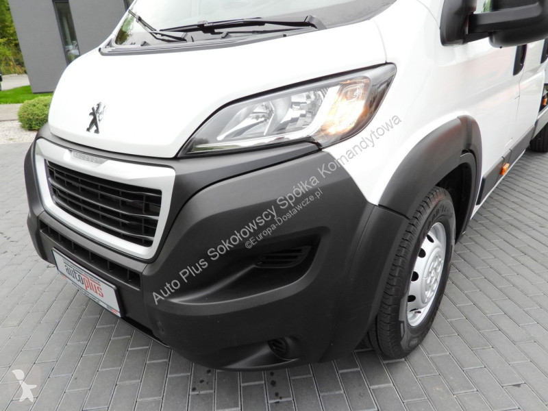 Samochód dostawczy Peugeot  BOXER