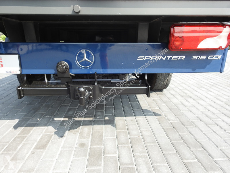 Samochód dostawczy Mercedes 316
