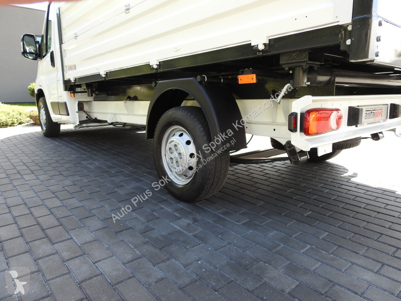 Samochód dostawczy Peugeot  BOXER