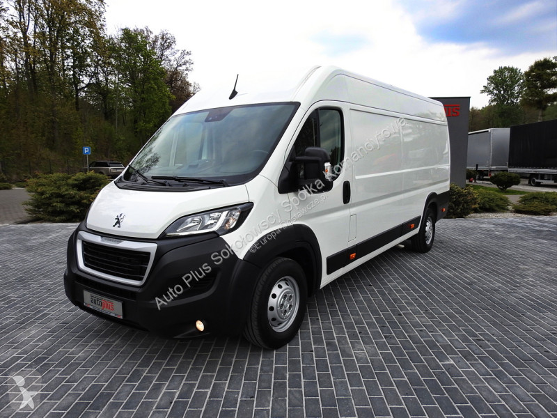 Samochód dostawczy Peugeot  BOXER