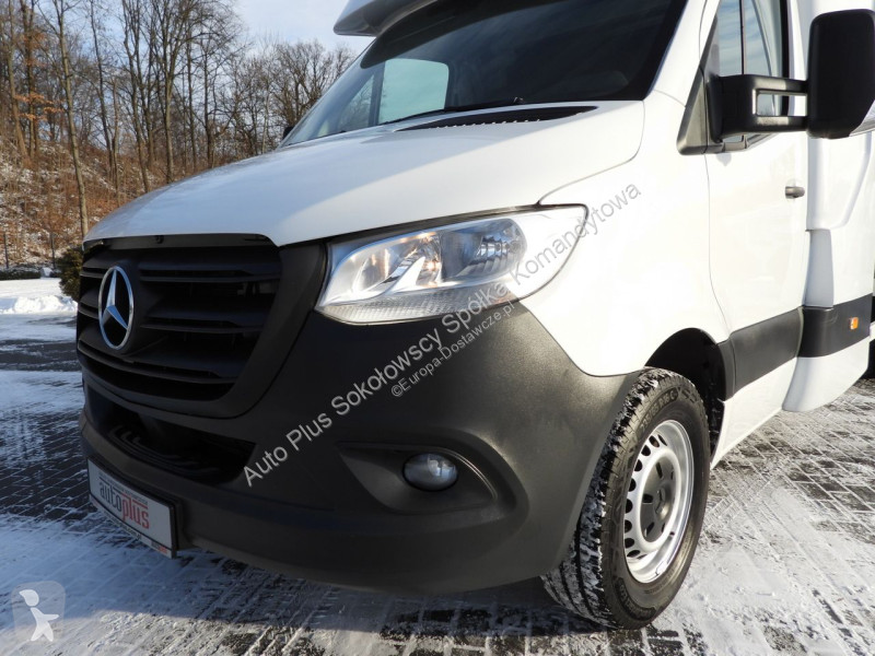 Samochód dostawczy Mercedes 23ASTER