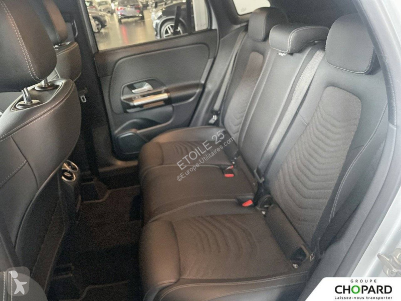Autoutilitară Mercedes GLA 200 d 8G-DCT