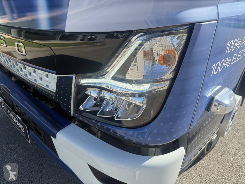 عربة نفعية Fuso 4C15NT1E34T1F 4x2 2023