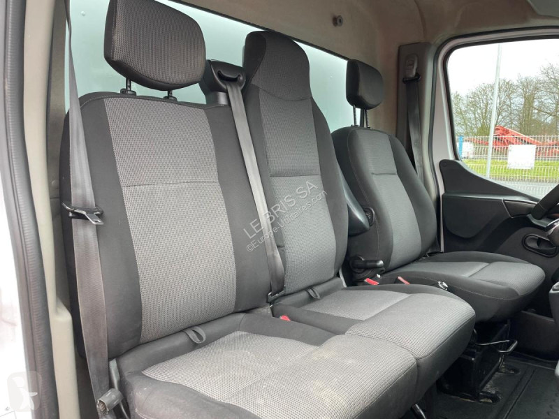 عربة نفعية Renault MASTER 130