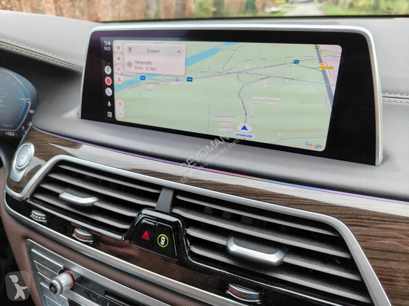 عربة نفعية BMW 745e PHEV 7 Serie