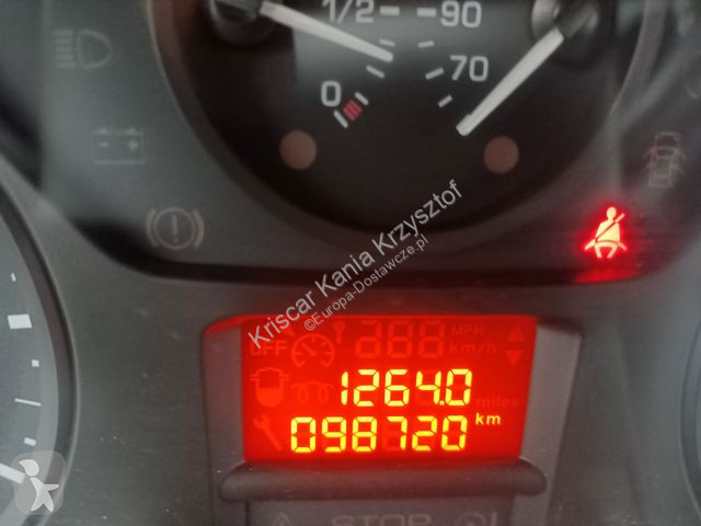 عربة نفعية Peugeot Refrigerated 130KM 2 Power