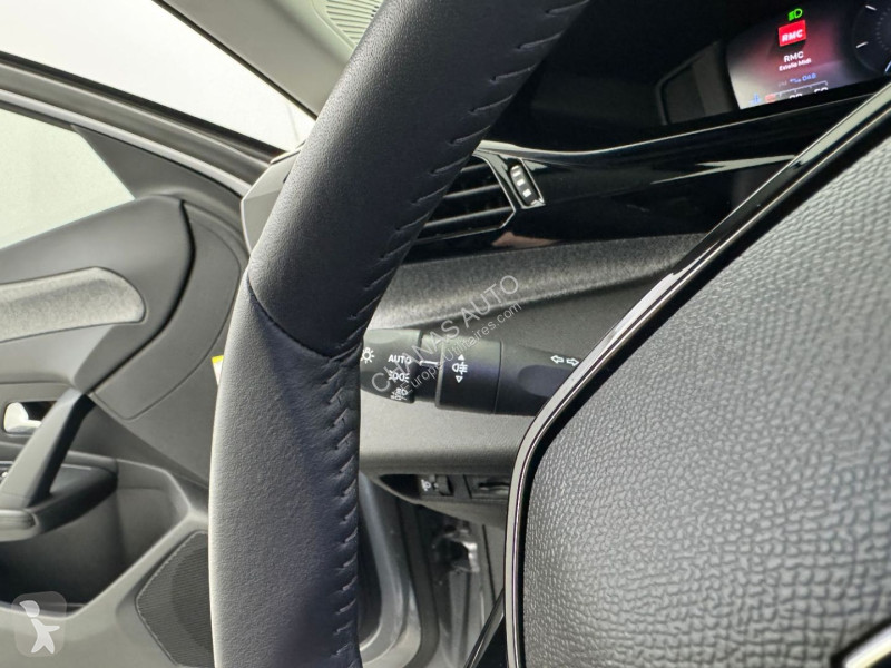 عربة نفعية Peugeot 1.5 BlueHDi 130 Allure EAT8