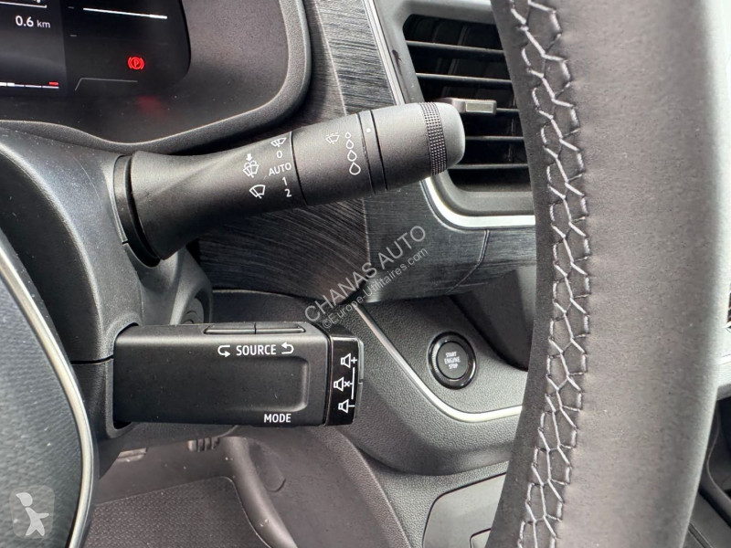 Véhicule utilitaire Renault L2H1 3T BLUE DCI...