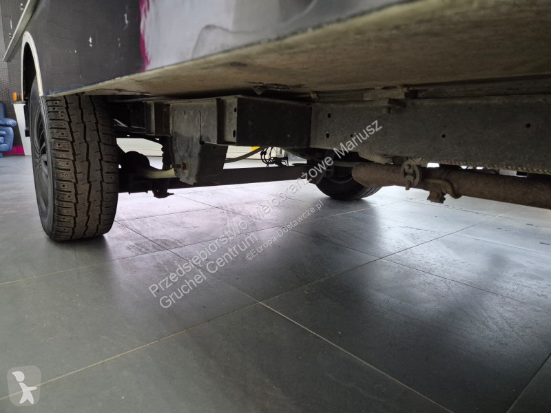 Лекотоварен автомобил Ford Transit 35 2.0 TDCi...