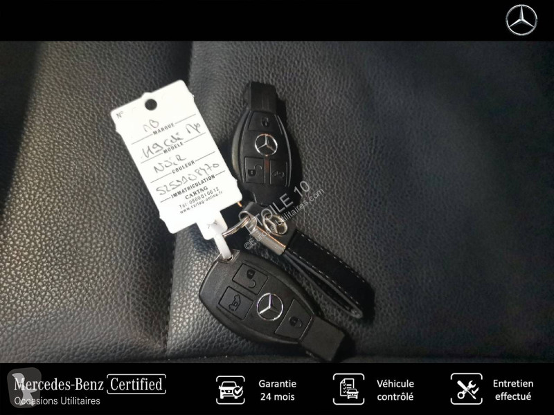 Лекотоварен автомобил Mercedes VITO MIXTO 119...