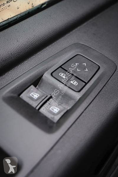 Veicolo commerciale Nissan