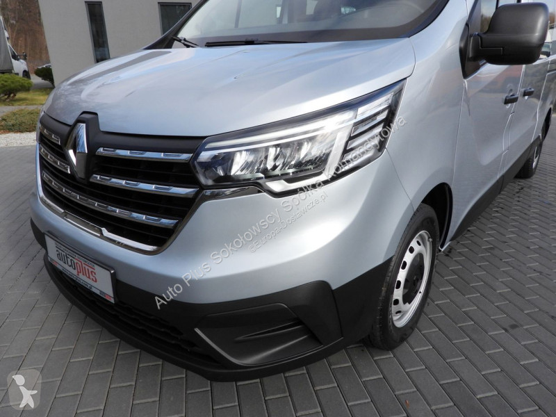 Лекотоварен автомобил Renault  TRAFIC