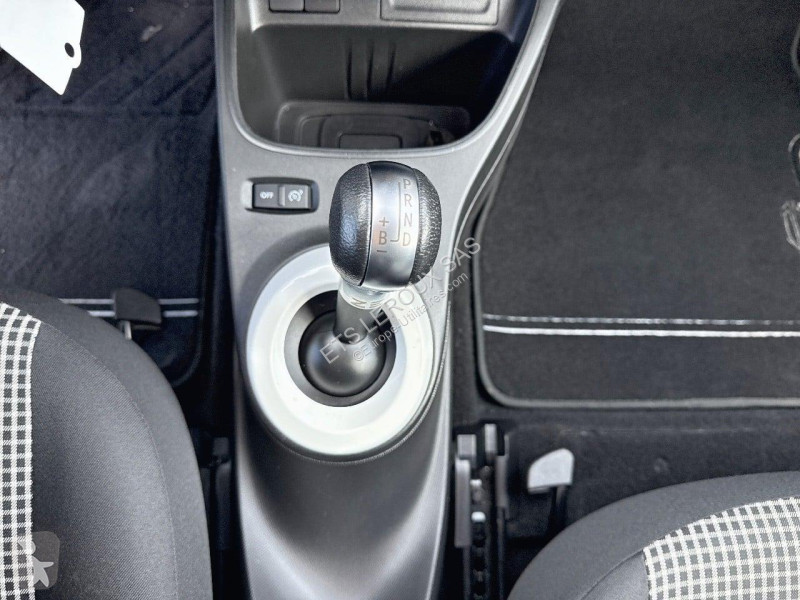 Veicolo commerciale Renault TWINGO E-TECH...