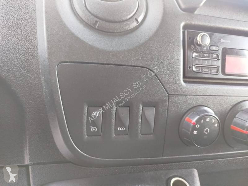 Samochód dostawczy Renault
