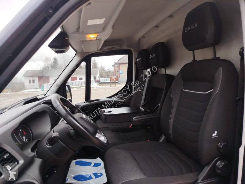 Samochód dostawczy Iveco
