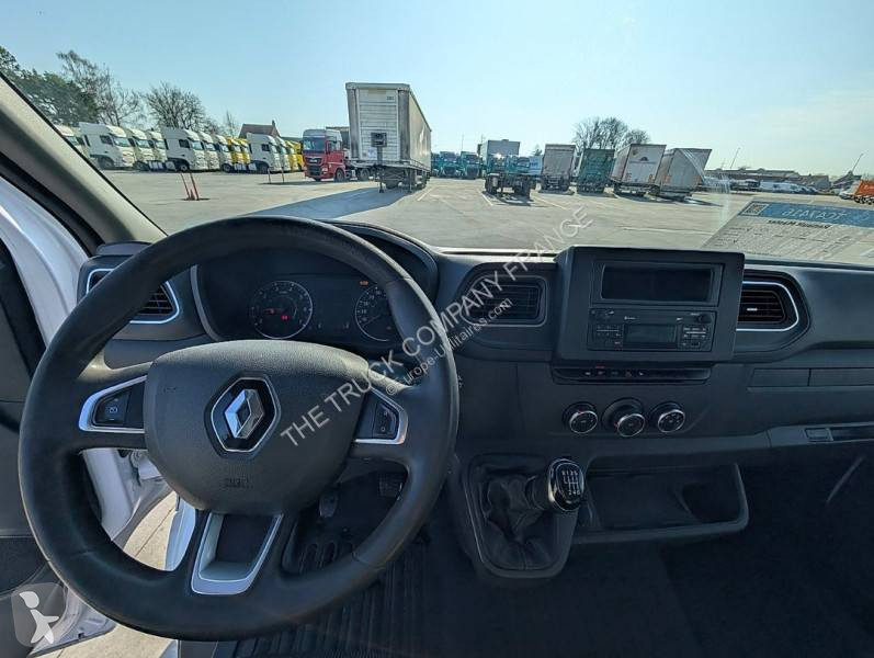Samochód dostawczy Renault