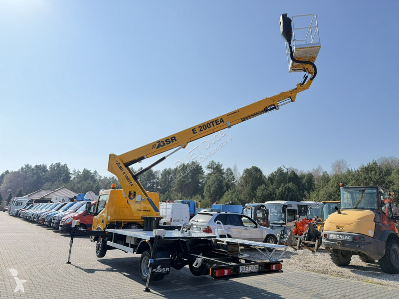 Nissan  Transporter