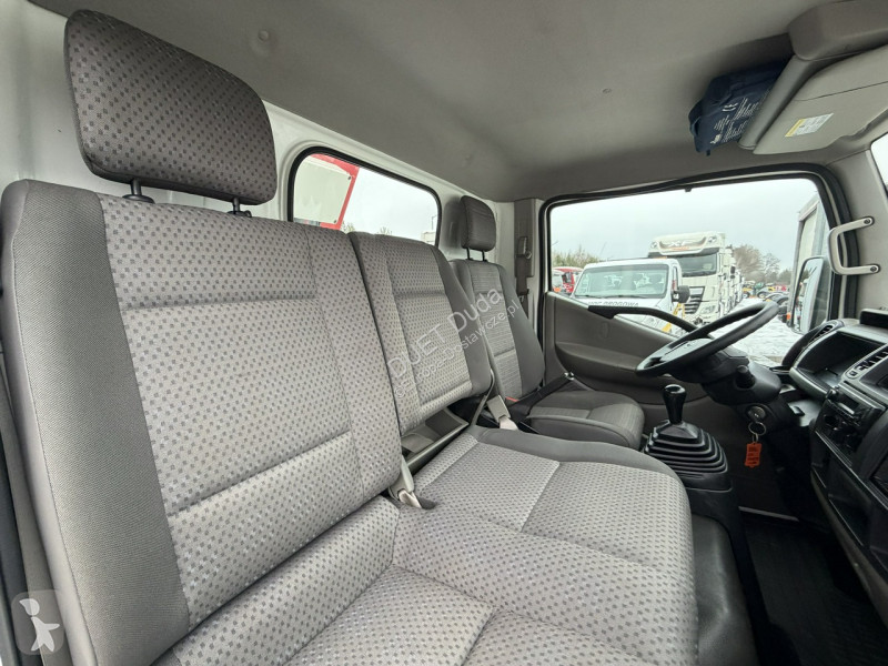Furgoneta Nissan