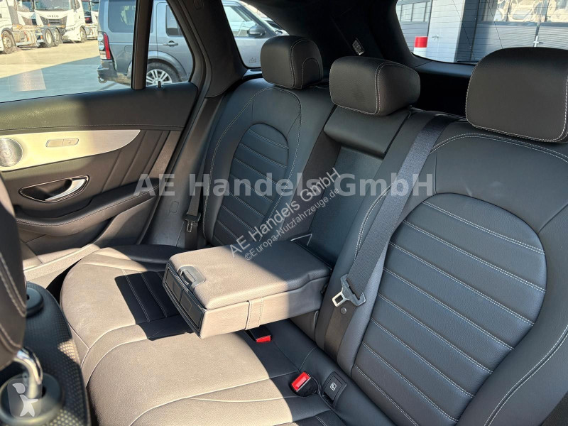 عربة نفعية Mercedes 43 AMG 4M...