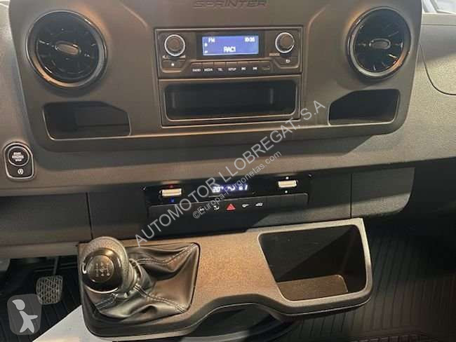 Furgoneta Mercedes