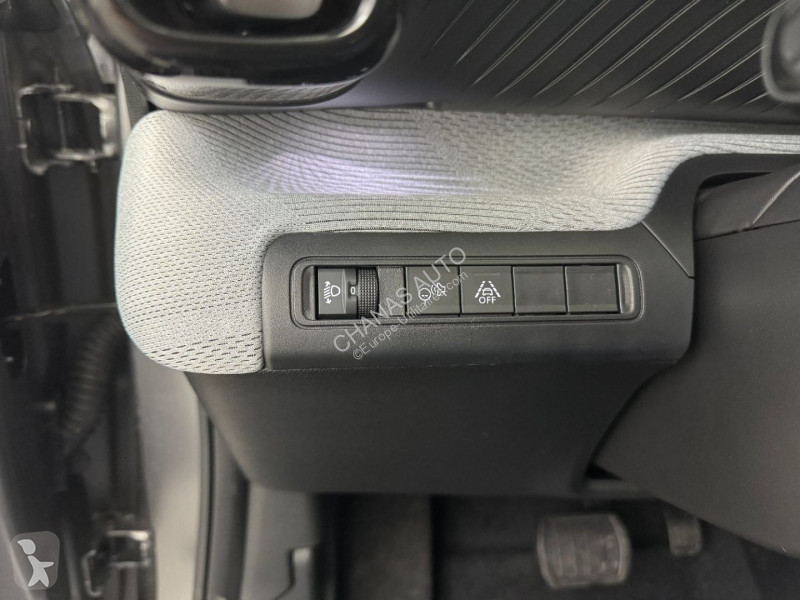 Véhicule utilitaire Citroën 1.2 Hybride 145 Max...