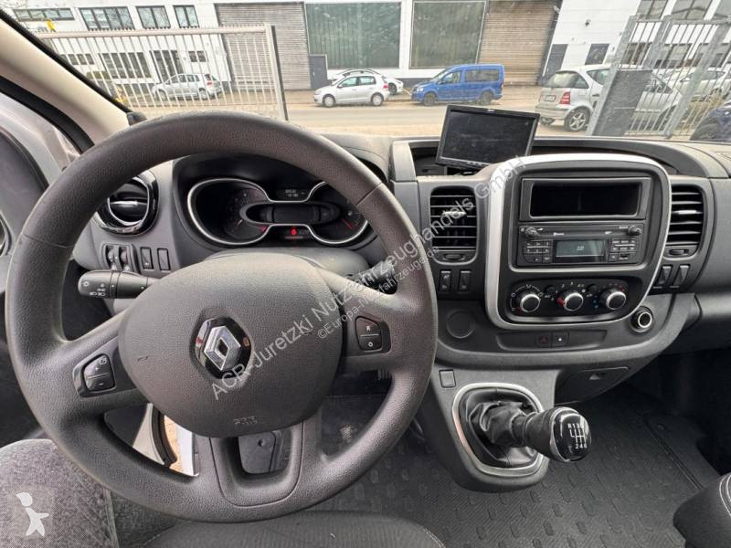 Samochód dostawczy Renault