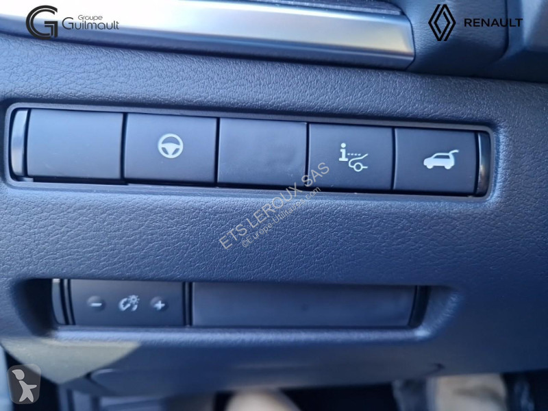عربة نفعية Nissan QASHQAI