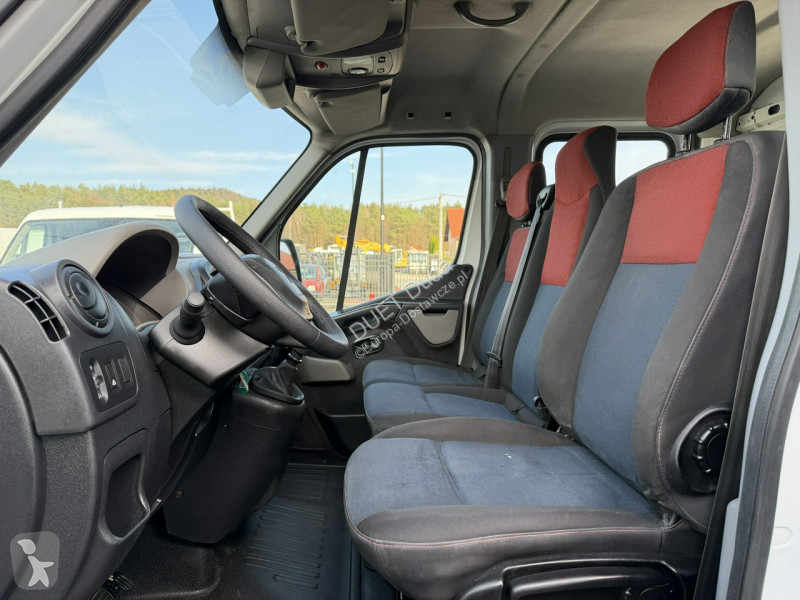 Samochód dostawczy Renault