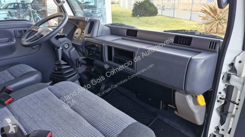 Nissan  van