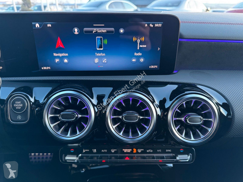 Mercedes CLA...