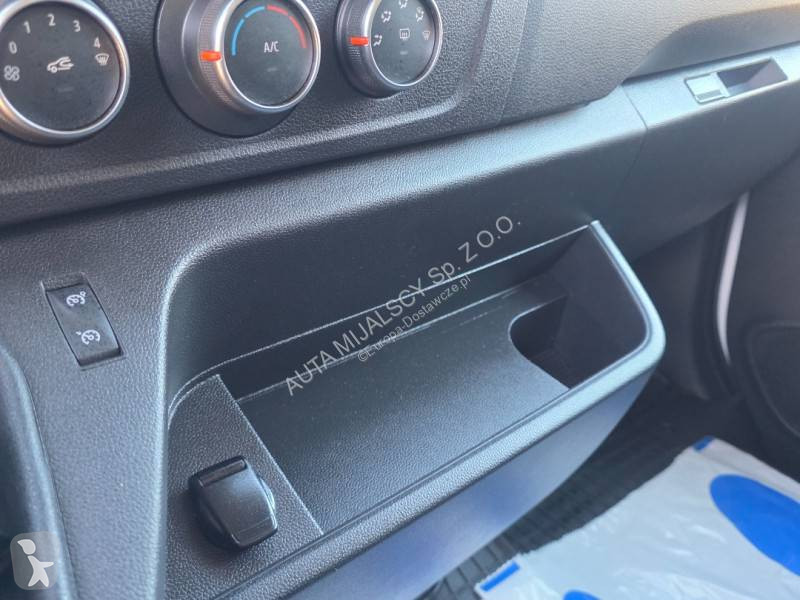 Samochód dostawczy Renault