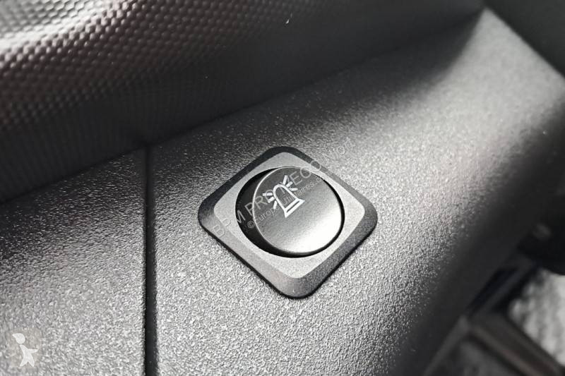 عربة نفعية Iveco