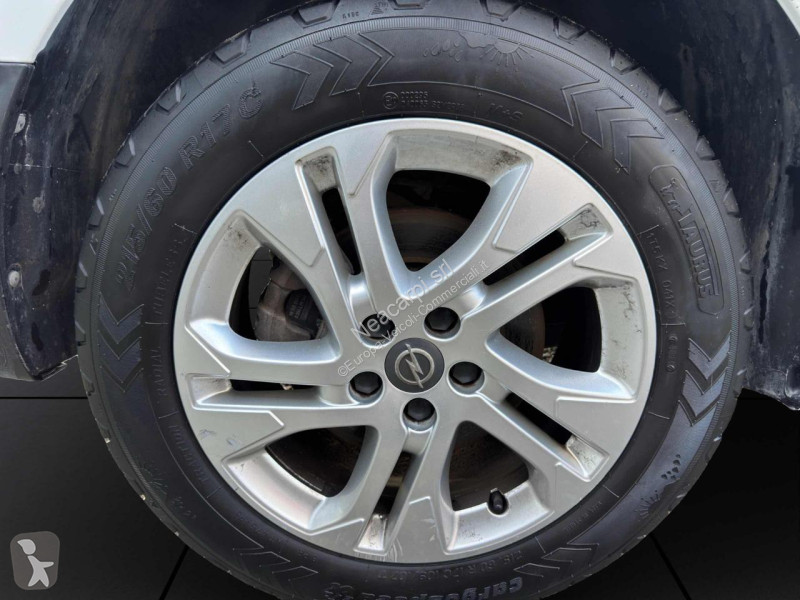 عربة نفعية Opel