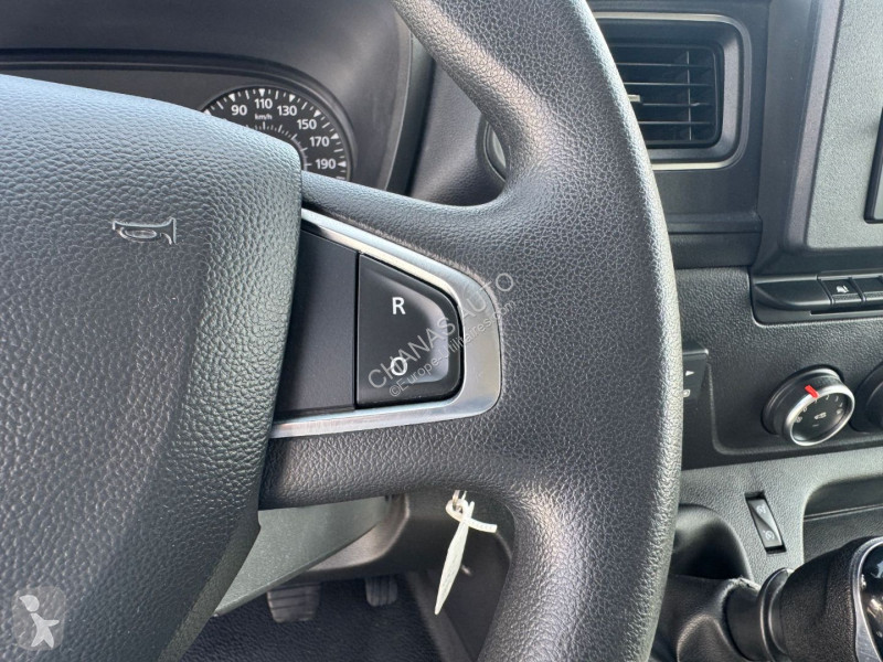 Furgoneta Renault F3500 L2H2 2.3 dCi 135 Grand...