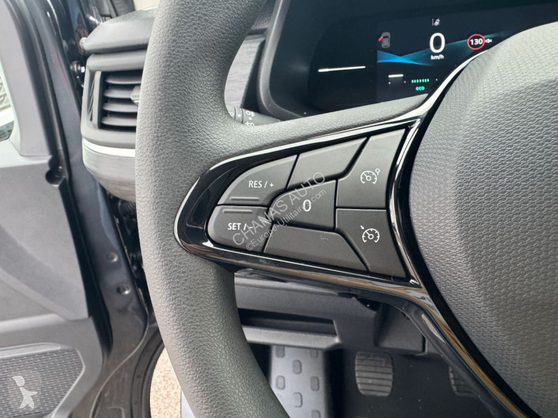 عربة نفعية Renault L2 Blue dCi 150 RED EDITION...
