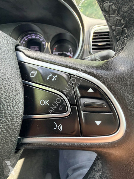 عربة نفعية Renault DCI 120ch LIFE