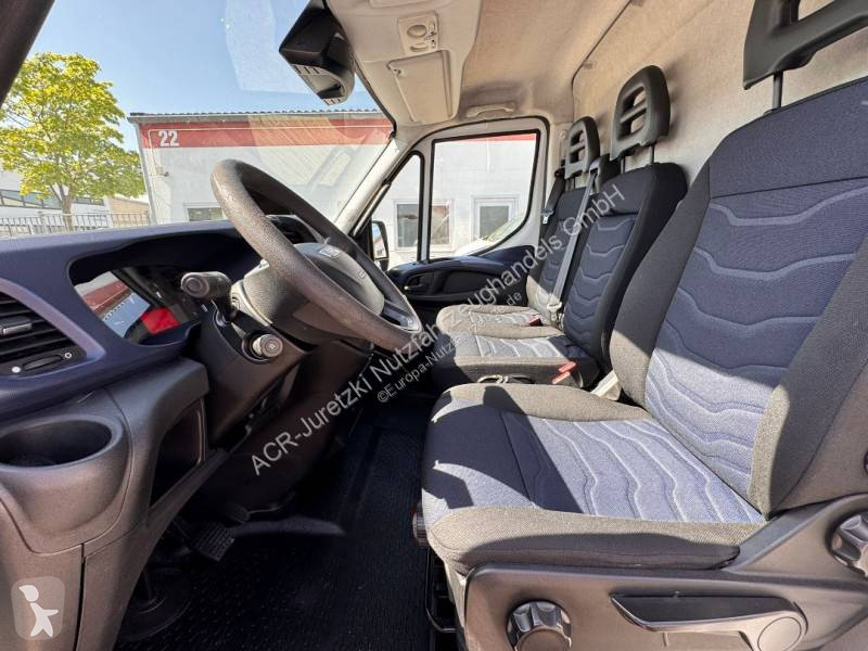 Samochód dostawczy Iveco