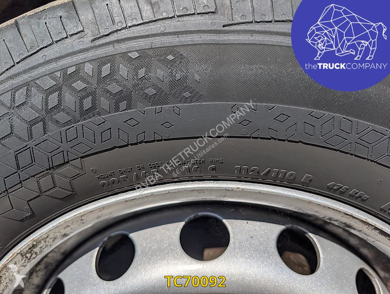 Samochód dostawczy Renault 145.35 nacelle klubb