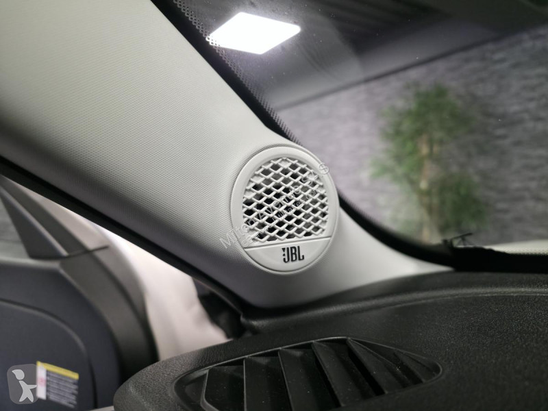 Samochód dostawczy Jeep AVENGER 1.2 Turbo T3 -...